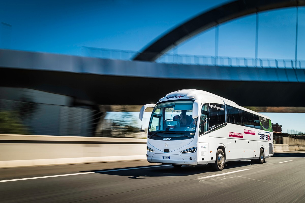 Paris Airports (CDG, Orly, Beauvais) to Disneyland: bus coach