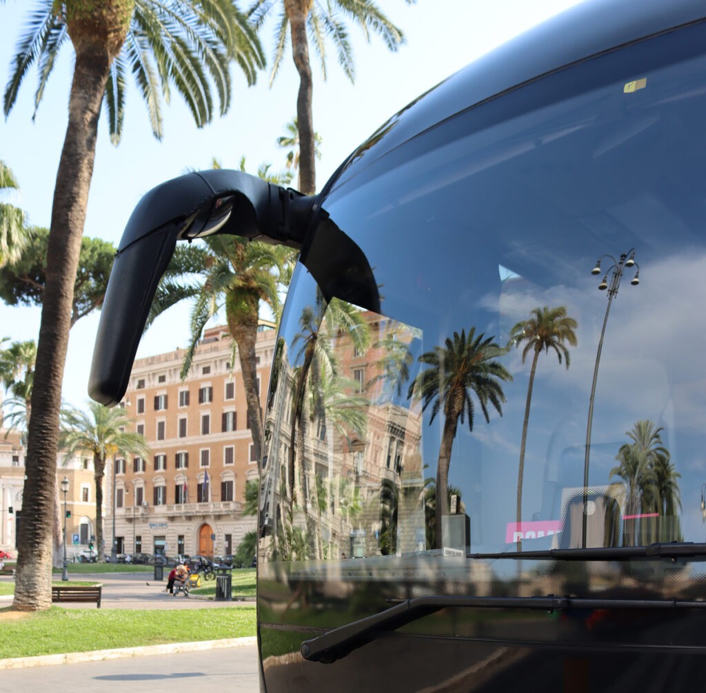 Bus Malta Airport – St. Julien’s, B. Qawra, Sliema, Valletta <font size="2"> (door to door)</font>